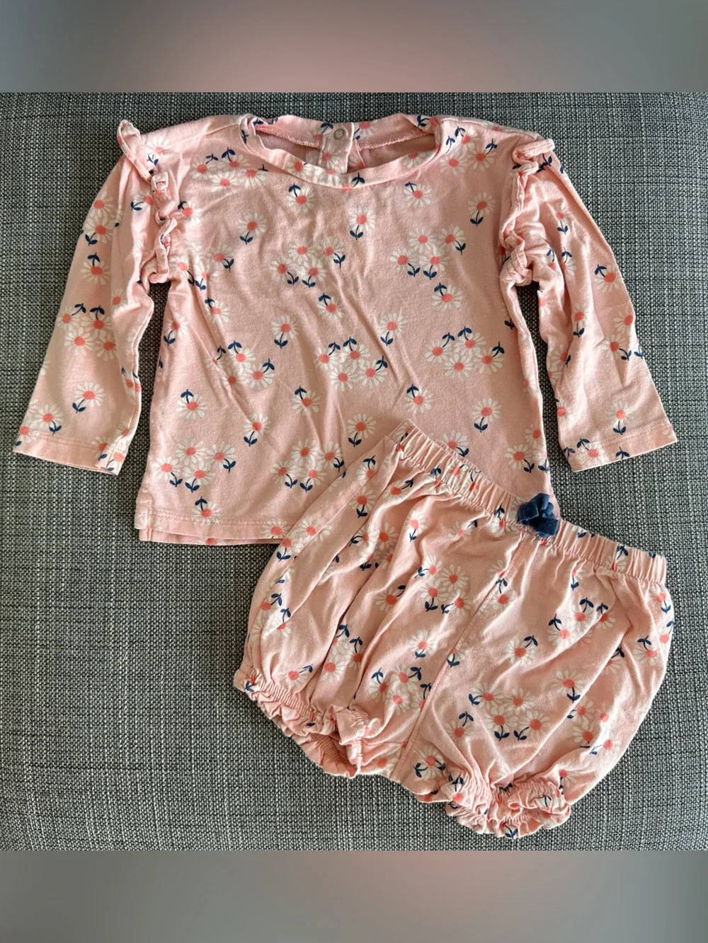 Baby GAP | Pink Floral Ruffle Sleeve Set, Size 12-18 Mo ✨